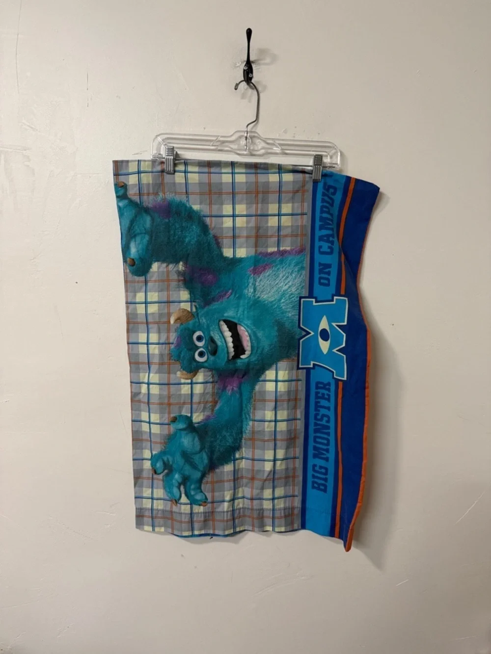 Disney Monsters University Mike Wazowski Pillowcase - Blue, Green & Orange